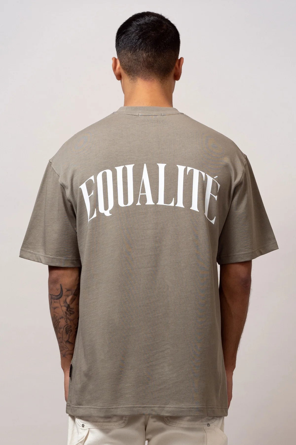 Equalite oliver oversized tee - taupe